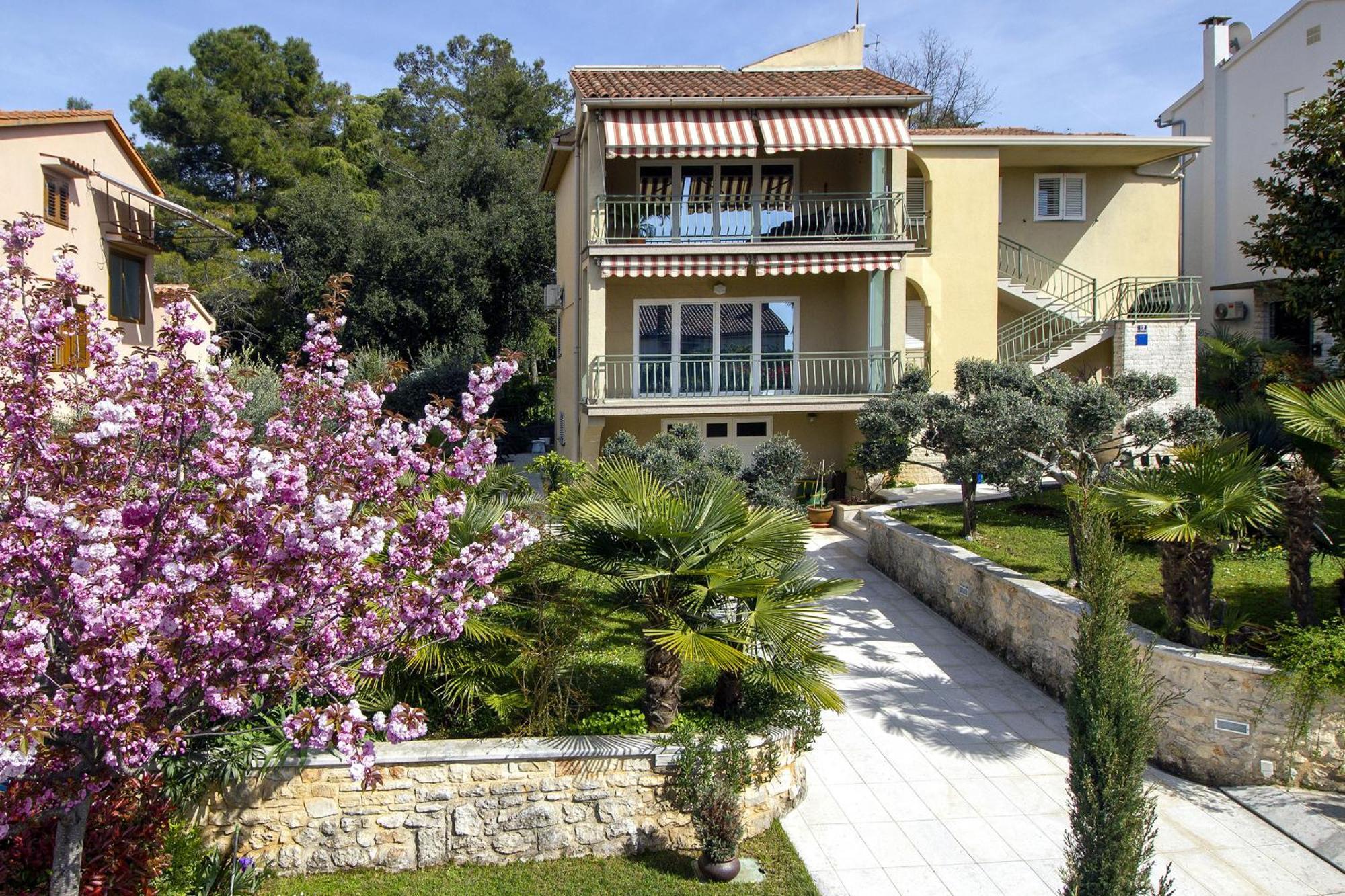 Villa Radic โปเรช ภายนอก รูปภาพ